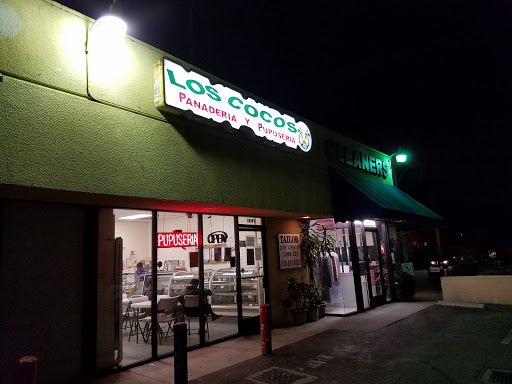 Los Cocos Panaderia y Pupuseria